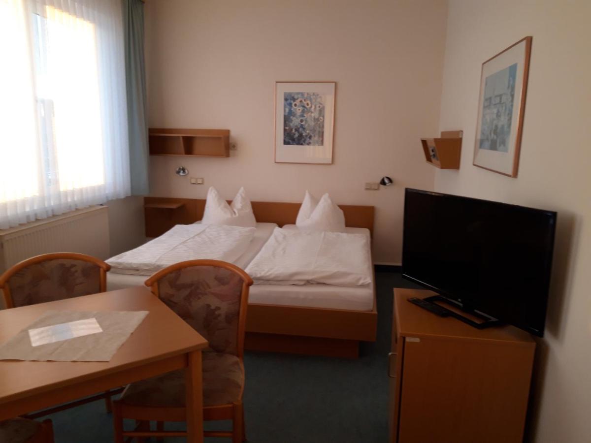 Hotel Zum Sportforum Blankenburg  Esterno foto